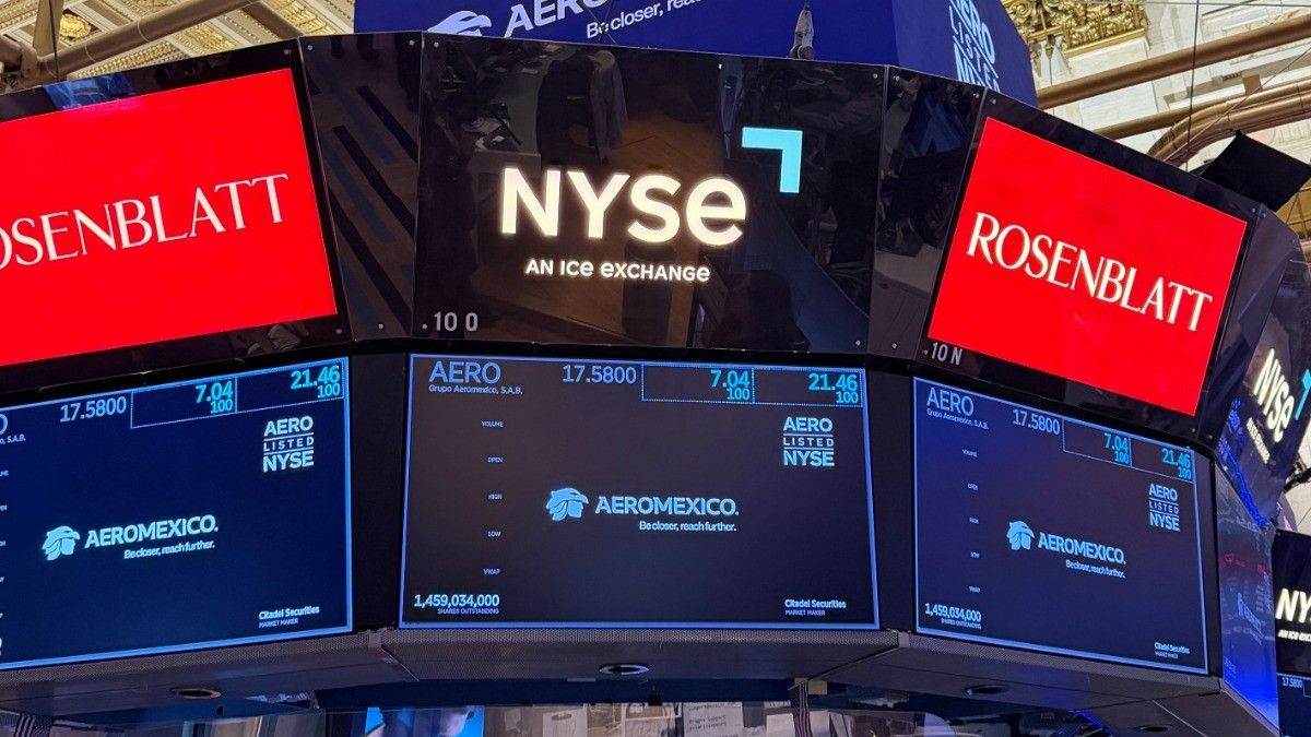 El regreso  de Aeroméxico al mercado bursátil internacional se da tras años de ajustes financieros y operativos dentro de la compañía aérea.
