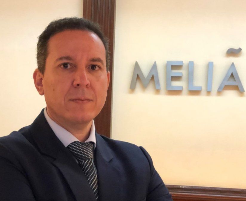 Lati Naimi, director del Meliá Lima.