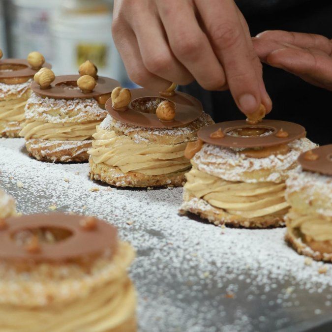 Es Ruiz se ubica en Centenera 532, Ciudad de Buenos Aires.