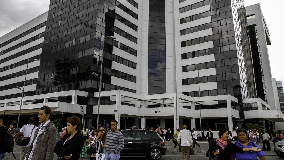 En el Registro Civil, no dan respuestas sobre las dificultades para obtener el pasaporte. - Ladevi Medios y Soluciones En el Registro Civil, no dan respuestas sobre las dificultades para obtener el pasaporte.