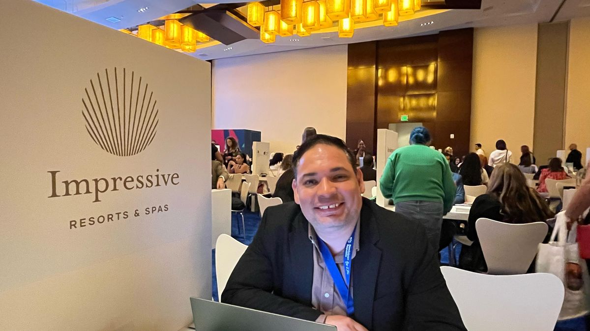 Jonathan Dorville, gerente comercial de Impressive Resort & Spas.