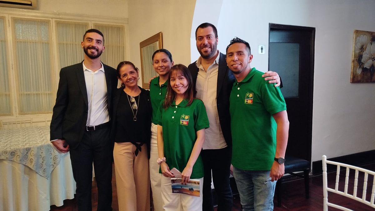 El equipo de Wamos Circuitos, Tourist Club International y Domireps.