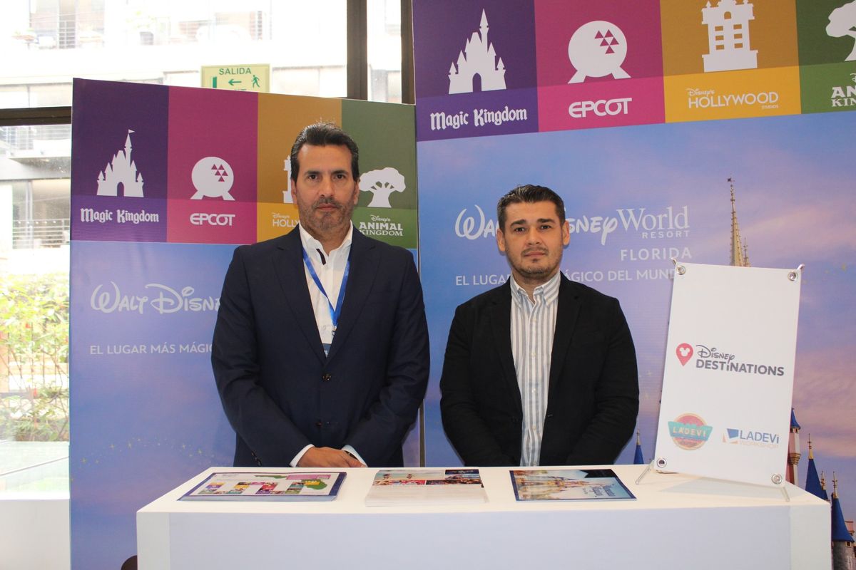 Juan Peláez, gerente de Representaciones y Camilo Salazar, director comercial de UltraGo, representantes de Disney Destionations.