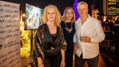 OTE Travel presentó la temporada de esquí en Aspen con la presencia de Silvia y Marcelo Bottino, acompañados por Jennifer Gil (medio).