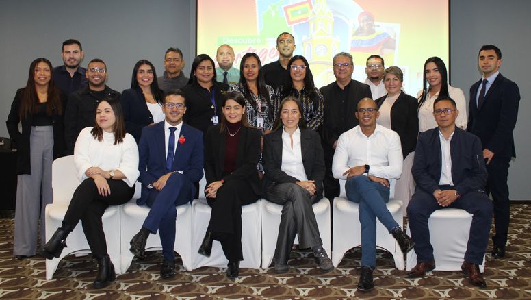 Expositores de la caravana nacional de Cartagena de Indias en Bogotá.&nbsp;