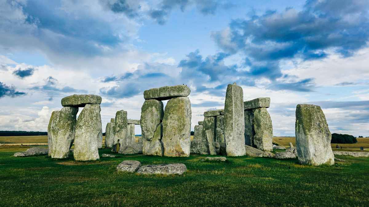 Stonehenge es el monumento megalítico más famoso del mundo ubicado al sur de Inglaterra.