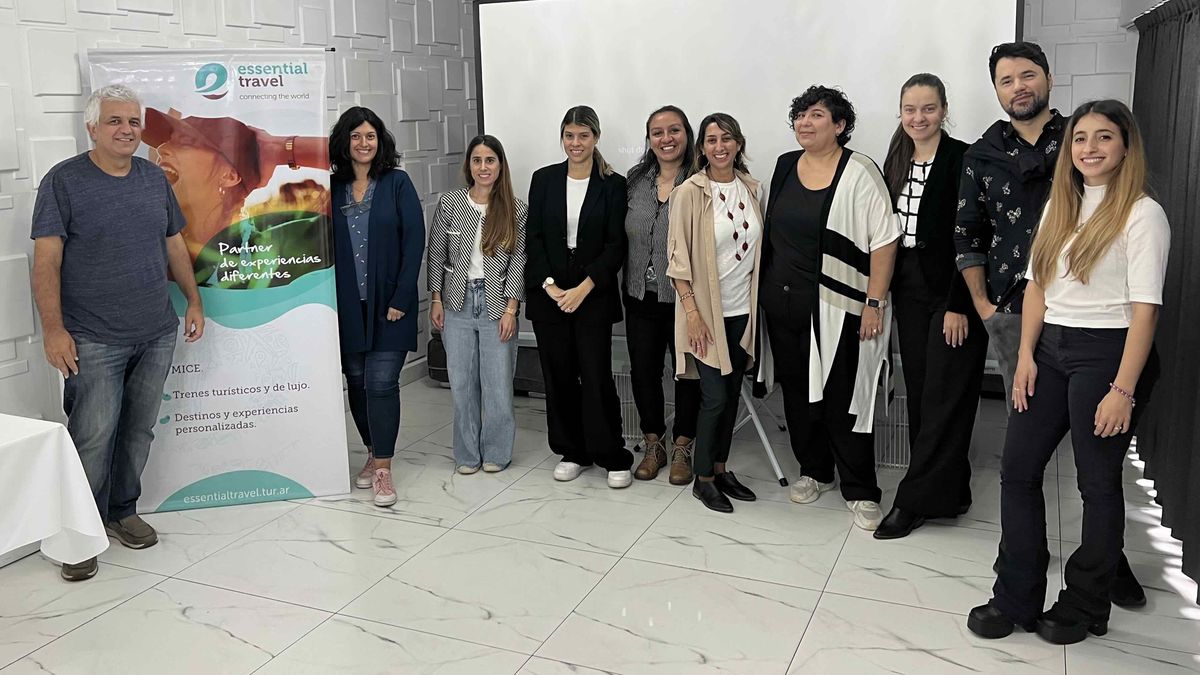 Directivos y minoristas durante el encuentro de Essential Travel.