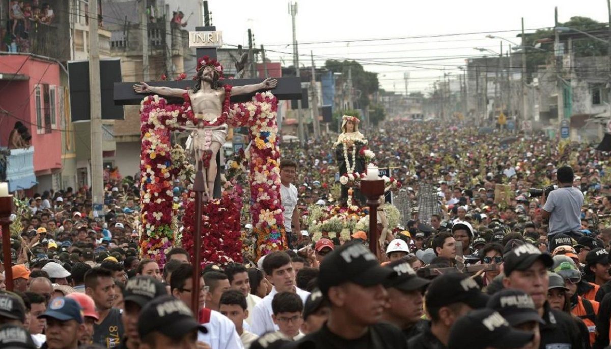 Hasta 500.000 personas estiman que acompañen al Cristo del Consuelo en su reencuentro con los feligreses en las calles de Guayaquil.