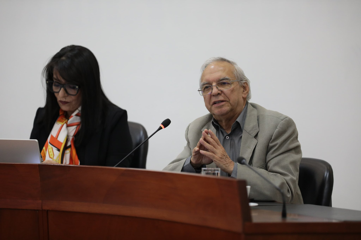 Ricardo Bonilla, ministro de Hacienda.