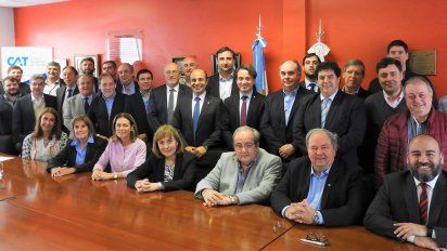 Los argentinos necesitamos que quien nos guía construya puentes en lugar de profundizar grietas, comunicaron desde la CAT.