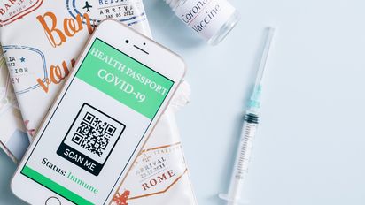 Homologación de vacunas genera tensión con el Gobierno