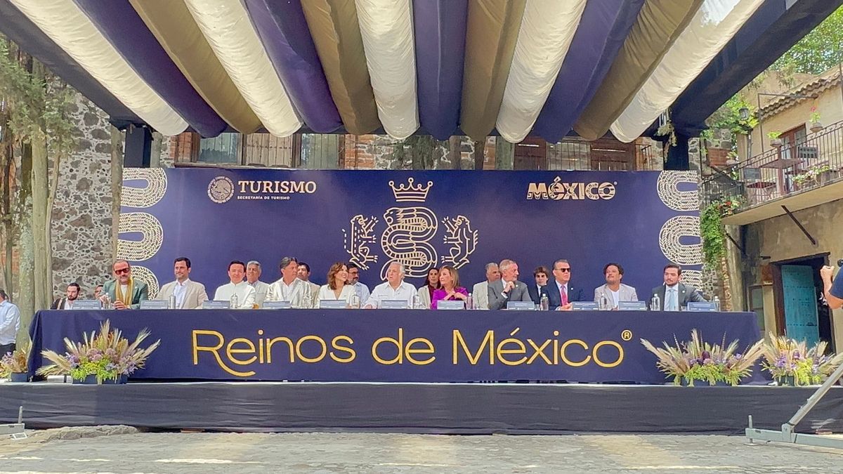 El titular de Sectur, Miguel Torruco Marqués, encabezó la entrega a Val’Quirico&nbsp; del primer Distintivo Reinos de México.