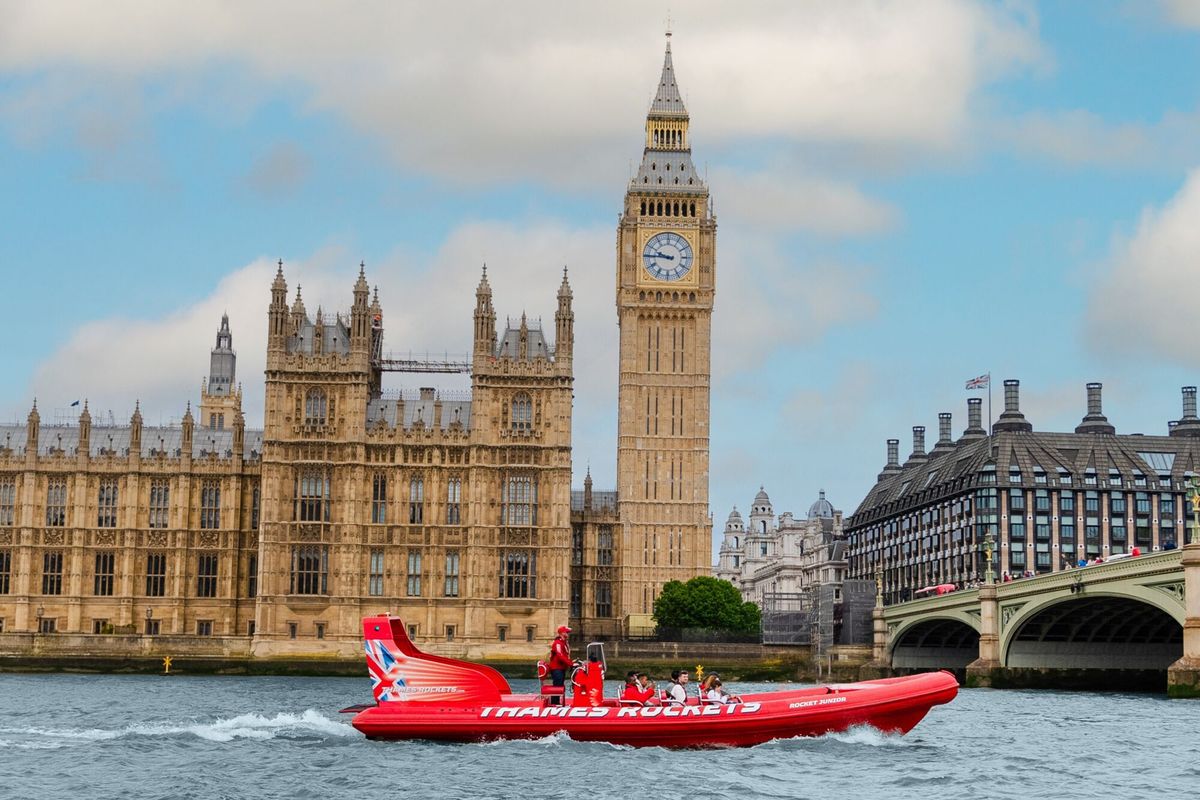 Paseo en barco por Londres, una de las actividades más demandadas, según TUI Musement.