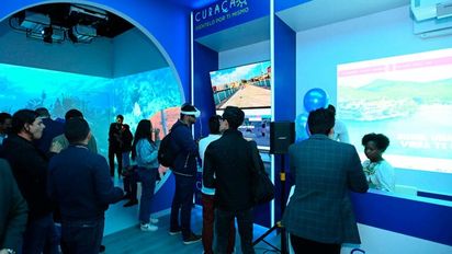 Sumérgete en la experiencia inmersiva de Curazao en Bogotá y descubre la magia de sus playas cultura y tecnología avanzada sin salir de la ciudad.