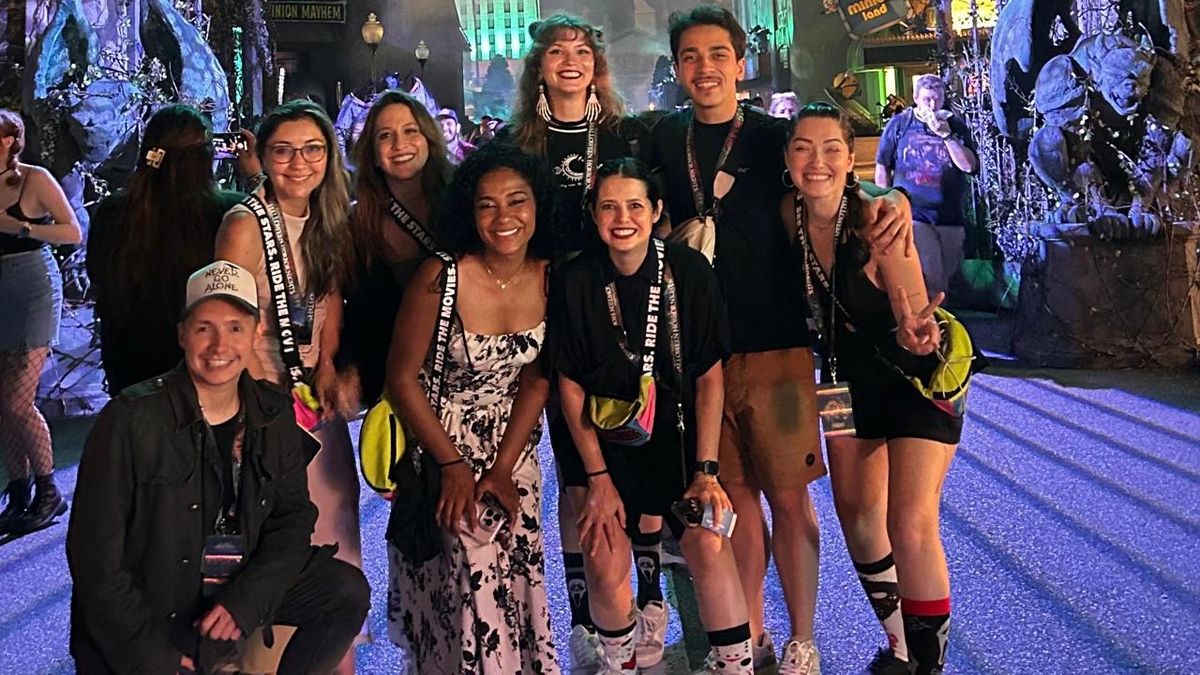 Universal Destinations & Experiences: Halloween Horror Nights tuvo su noche de apertura el 29 de agosto, comenzando un ciclo de 48 noches de terror inmersivo. Universal Destinations & Experiences: Halloween Horror Nights tuvo su noche de apertura el 29 de agosto, comenzando un ciclo de 48 noches de terror inmersivo.