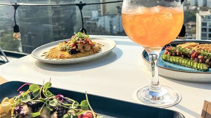El hotel Fairfield Lima Miraflores presentado su rooftop que contará con amplia propuesta gastronómica.