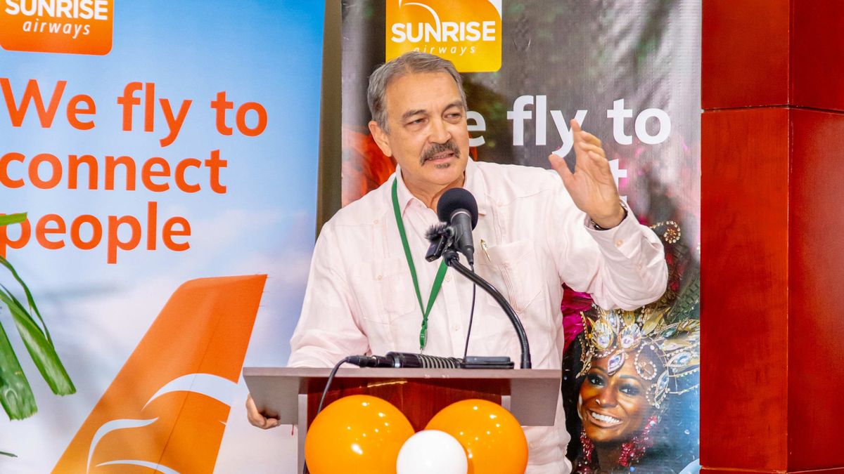 Charles Fernández, Ministro de Turismo, Aviación Civil, Transporte e Inversión de Antigua y Barbuda.