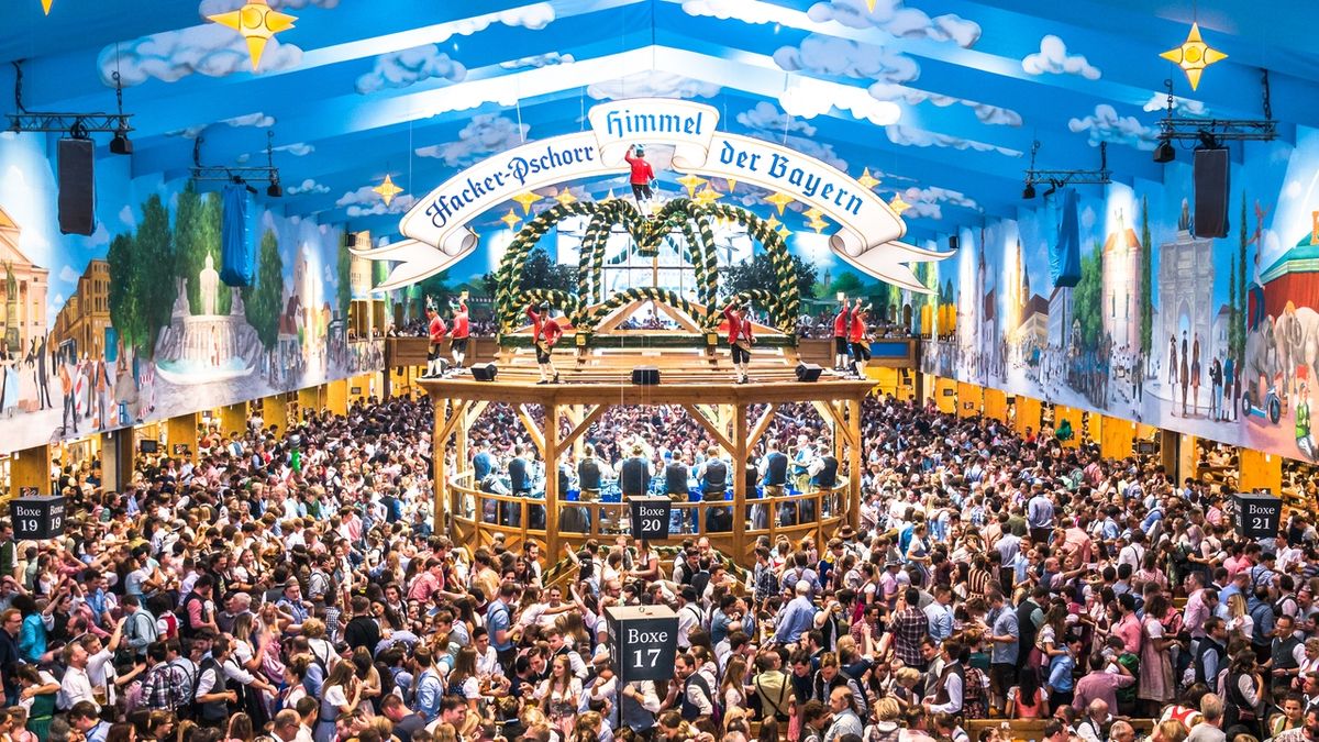 Oktoberfest, fiesta tradicional de Alemania que ha visto aumentado el interés internacional por conocerla.