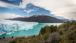 Argentina: el Parque Nacional Los Glaciares, en Santa Cruz, es el más grande del país y una de las masas de hielo más importantes y gigantes del mundo.