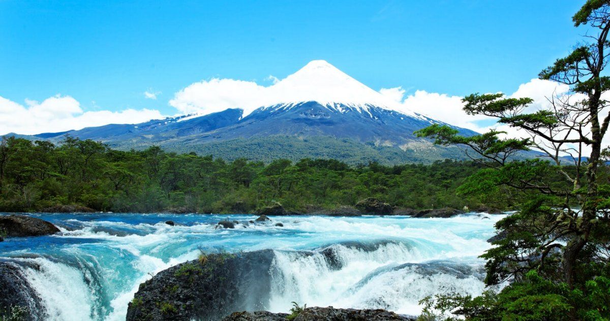 ‘Lagos y Volcanes Río Bueno-Puyehue’, es el nombre de la ZOIT declarada admisible por Sernatur. 