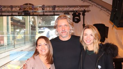 Elizabeth Rubio, vicepresidente Operaciones; Samy Bessudo, presidente de Aviatur; y Freda Dueñas, vicepresidente comercial en el evento de clausura de ExpoAviatur 2023.