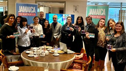 Una de las capacitaciones sobre Jamaica se realizó en el restaurante Enebro.&nbsp;