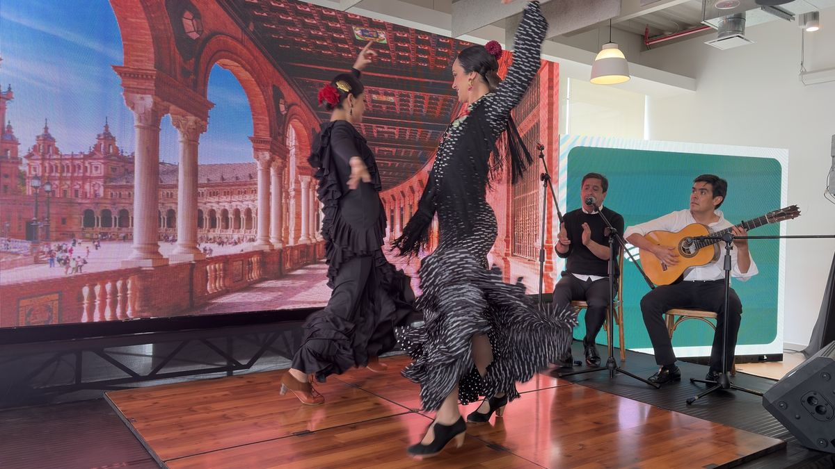 Presentación oficial de alianza entre Intermundial y Equisuiza, en Quito.
