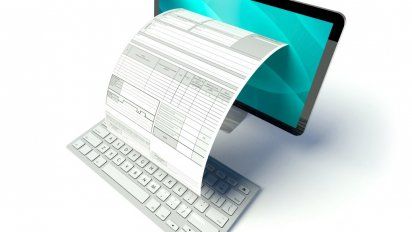 El uso de la factura electrónica contribuye al ahorro de millones de euros en costes de gestión y evita el uso de papel.