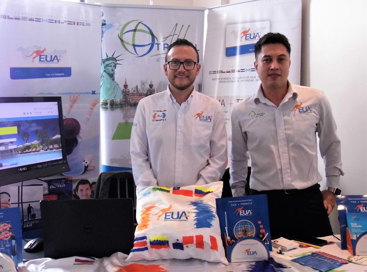 Antonio Lucio, gerente general y; Adrián Jara, ejecutivo comercial; ambos de All Travel, destacaron productos estrella como Euroamerican Assistance (EUA). - Ladevi Medios y Soluciones Antonio Lucio, gerente general y; Adrián Jara, ejecutivo comercial; ambos de All Travel, destacaron productos estrella como Euroamerican Assistance (EUA).