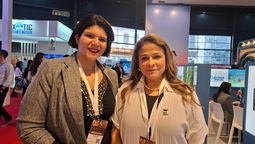 Hodelpa: Marien Mesa, ejecutiva senior de Ventas LATAM; y Meicy Diaz, directora comercial y de Distribución.