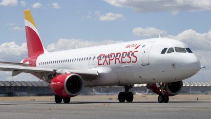 Uno de los aviones de la flota de Iberia Express