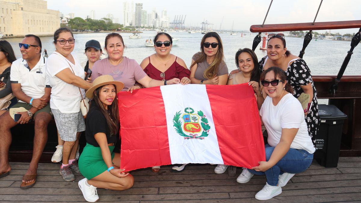 Agencias de viajes de diversas regiones compartieron una tarde en camaradería por la bahía de Cartagena.