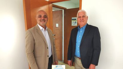 Equipo de Assisto Tu Viaje en Chile: Pablo Herrera y Daniel Beltrán.