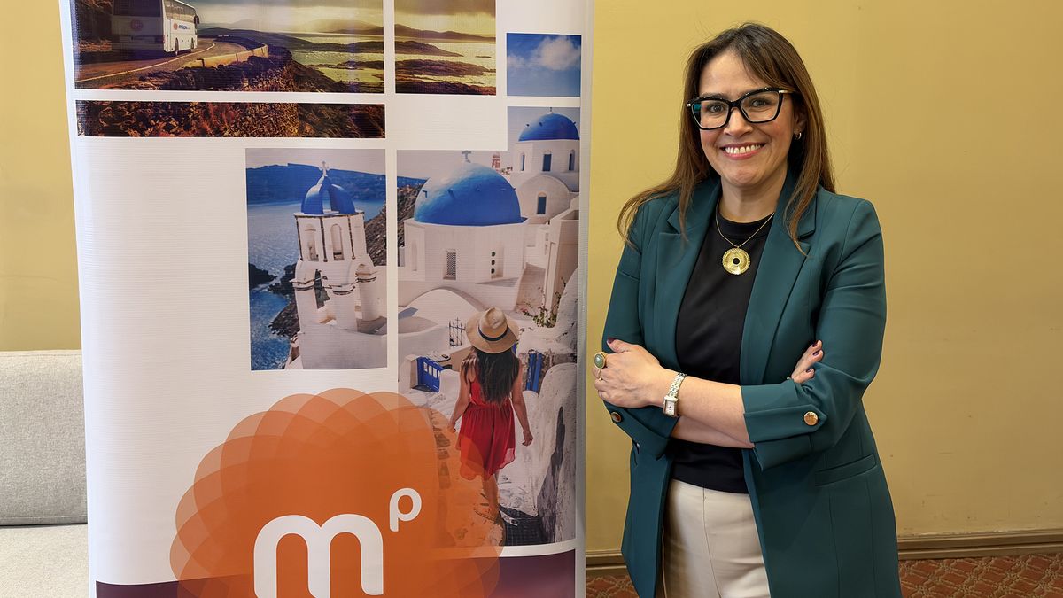 Mónica Salamanca, gerente de Mapa Group Países Andinos, presentó catálogo 2026-2027 de Mapaplus.&nbsp;