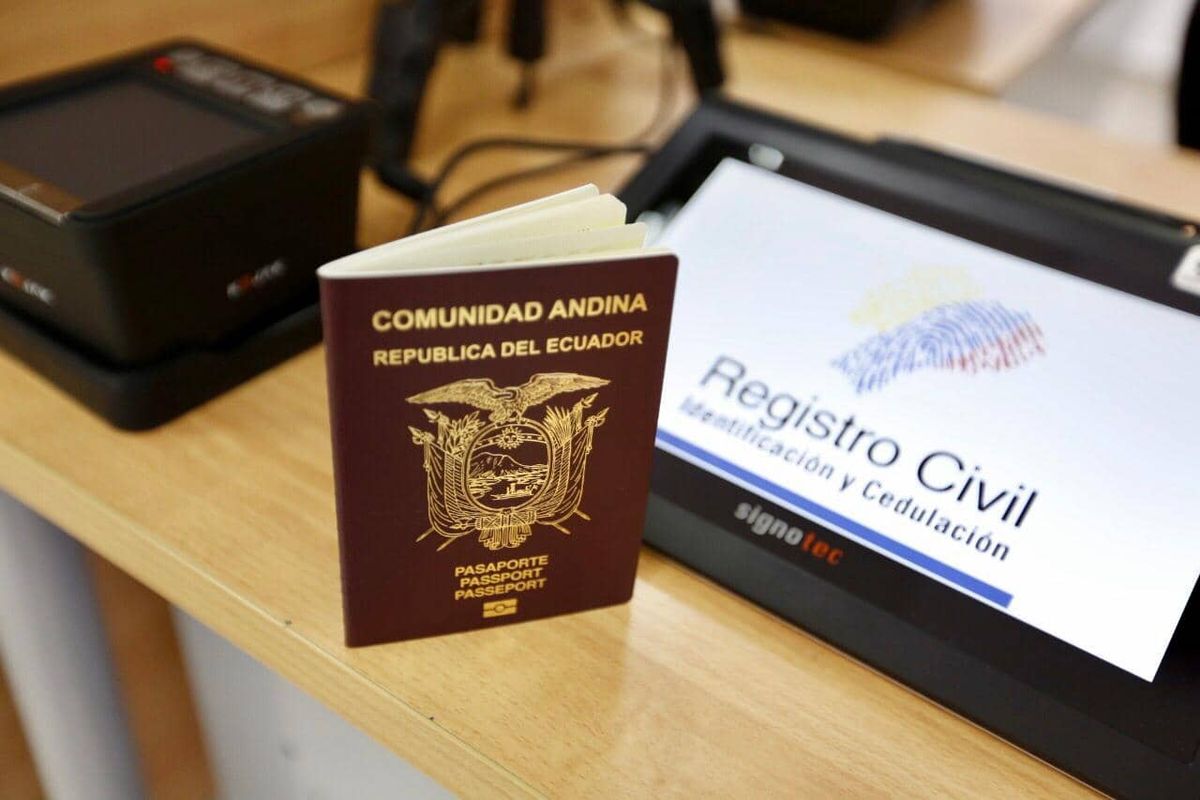 Existe una campaña para recordar a la ciudadanía la importancia de viajar con pasaportes vigentes.