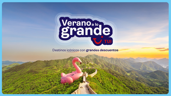 Cartel promocional de TUI SPAIN para verano