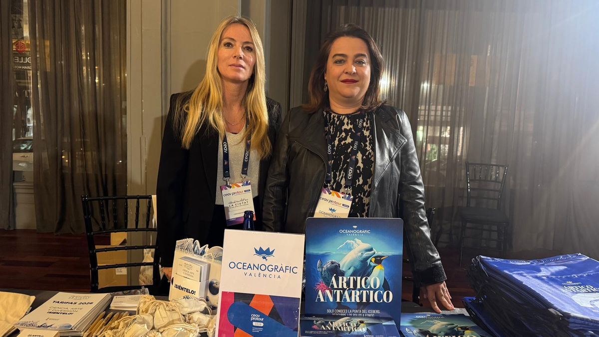 Cristina Rubio Orlando, técnica de Ventas del área de Marketing y Publicidad de la Generalitat Valenciana; y Eva Alabau, marketing/comercial de Oceanografic Valencia.