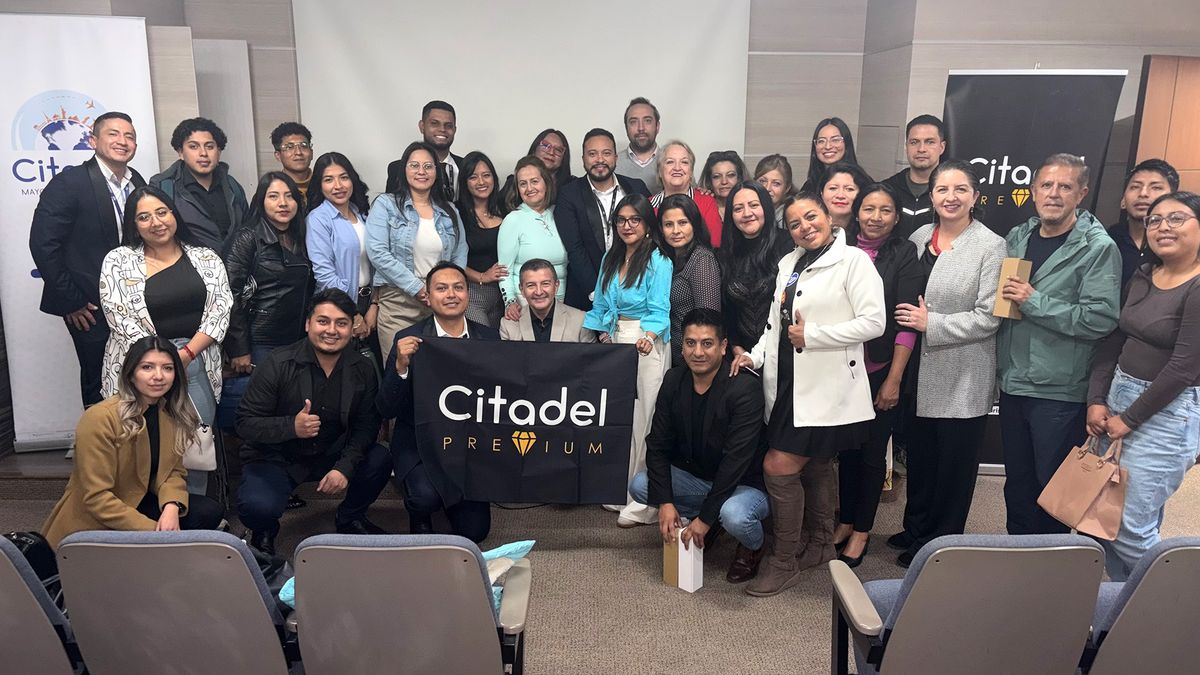 Agentes de viajes participaron en primera capacitación en nuevas instalaciones en Quito de Citadel Mayorista de Turismo. Agentes de viajes participaron en primera capacitación en nuevas instalaciones en Quito de Citadel Mayorista de Turismo.