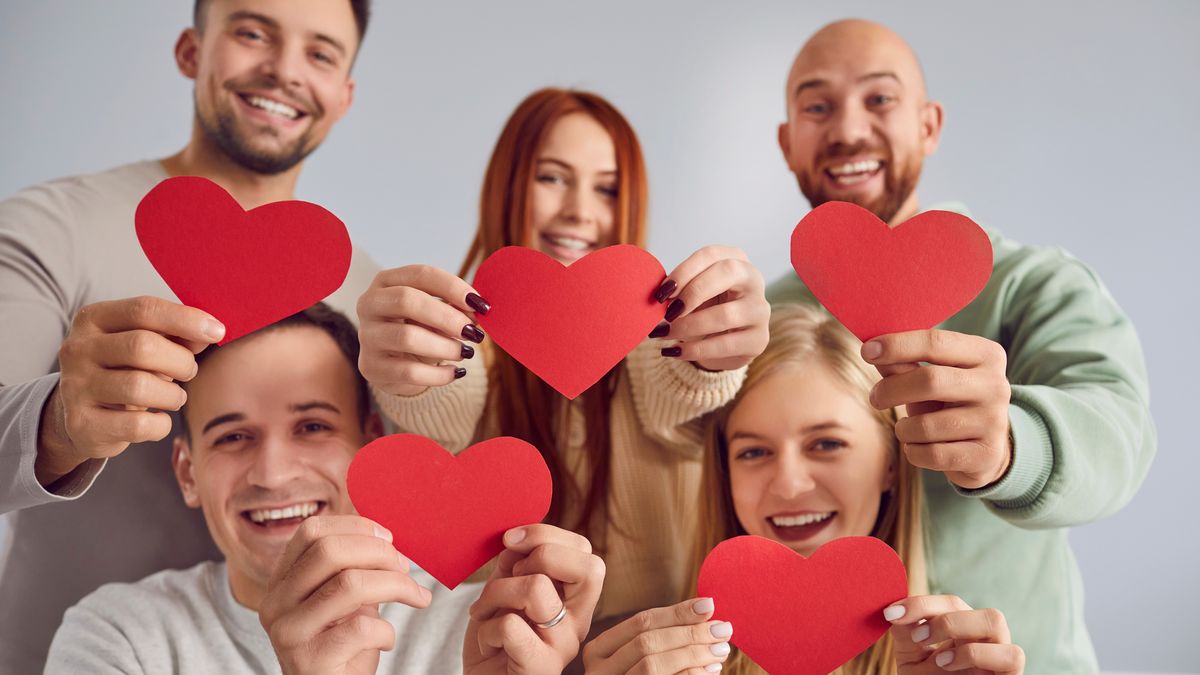 El Día de Amor y Amistad trae la oportunidad perfecta para celebrar el cariño en un ambiente alegre.