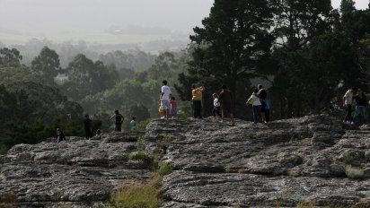 Para un contacto directo y cercano con la naturaleza tienen que ir hasta Laguna y Sierra de los Padres.
