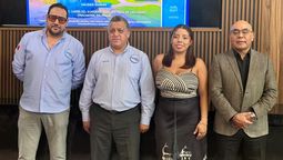 Alfonso Íñiguez, Aaron Ortega, Johana Yaret Ruiz y Luis Mendieta.