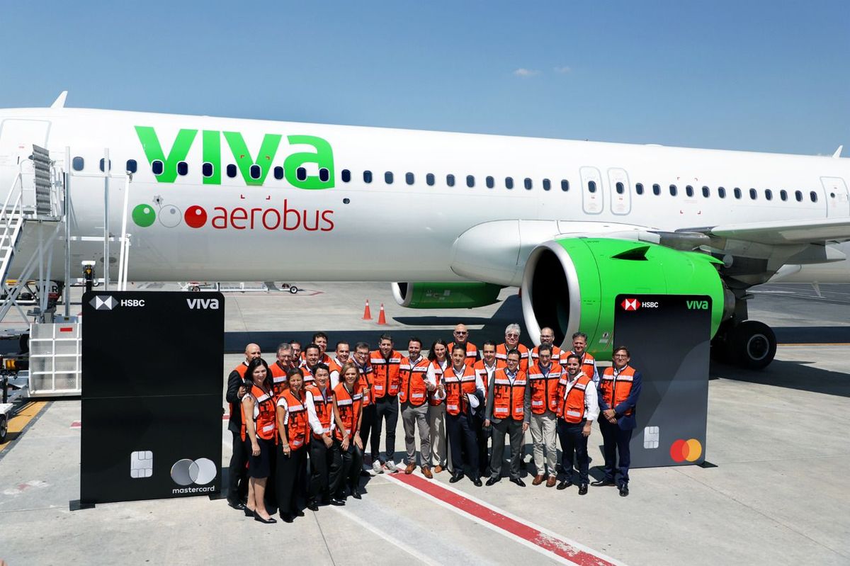HSBC VIVA es la primera tarjeta de crédito de marca compartida de HSBC México y la aerolínea Viva Aerobus.
