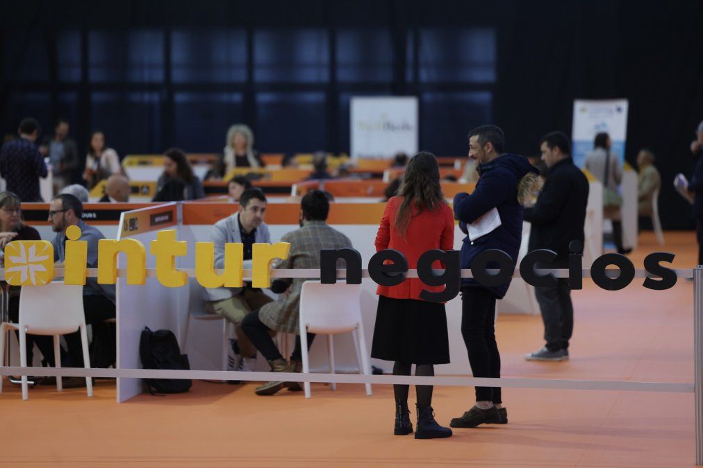 Con motivo de la celebración del 25 aniversario, Intur distingue a personas e instituciones&nbsp;que han contribuido al desarrollo del turismo de interior en general y de sus destinos en particular.