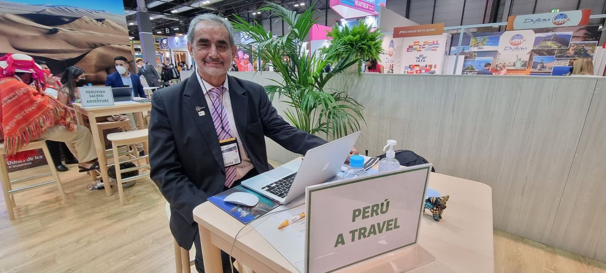 Publio Santander Castro, gerente general de Perú A Travel, en Fitur 2022. - Ladevi Medios y Soluciones Publio Santander Castro, gerente general de Perú A Travel, en Fitur 2022.