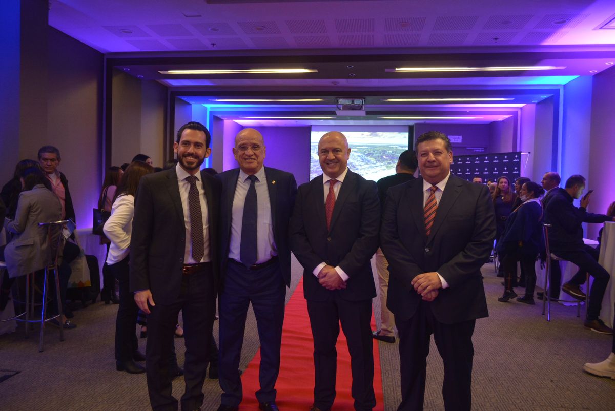 Representantes del Consejo de Promoción Turística de Quintana Roo.