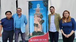 El director comercial de Luxotour junto al equipo de Juliá Tours en México.&nbsp;