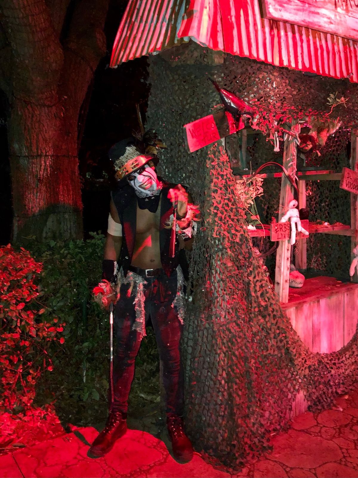 Los profesionales fueron testigos VIP de una noche de terror en el evento Howl-O-Scream Halloween en Busch Gardens Tampa Bay.