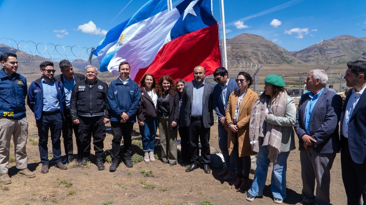 Biobío: Autoridades de Chile y Argentina celebraron apertura anticipada del cruce fronterizo.