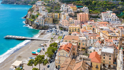 Pacific Reps invita a conocer los destinos más encantadores de Europa como la Costa Amalfitana en Italia.