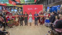Autoridades como José Koechlin, presidente de Canatur; Luis Pantoja, alcalde provincial del Cusco; Úrsula León, titular de Mincetur y Luis Ibérico, embajador de Perú en España,  fueron parte de la inauguración del stand de Perú en Fitur 2025.